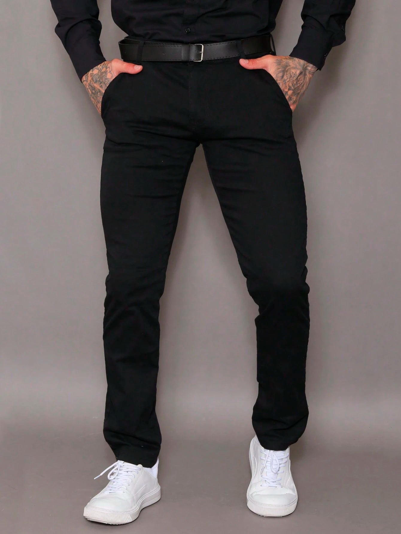 Calça Masculina em Sarja com Elastano Estilo Alfaiataria Esporte Fino Elegante com Bolsos Alta Durabilidade