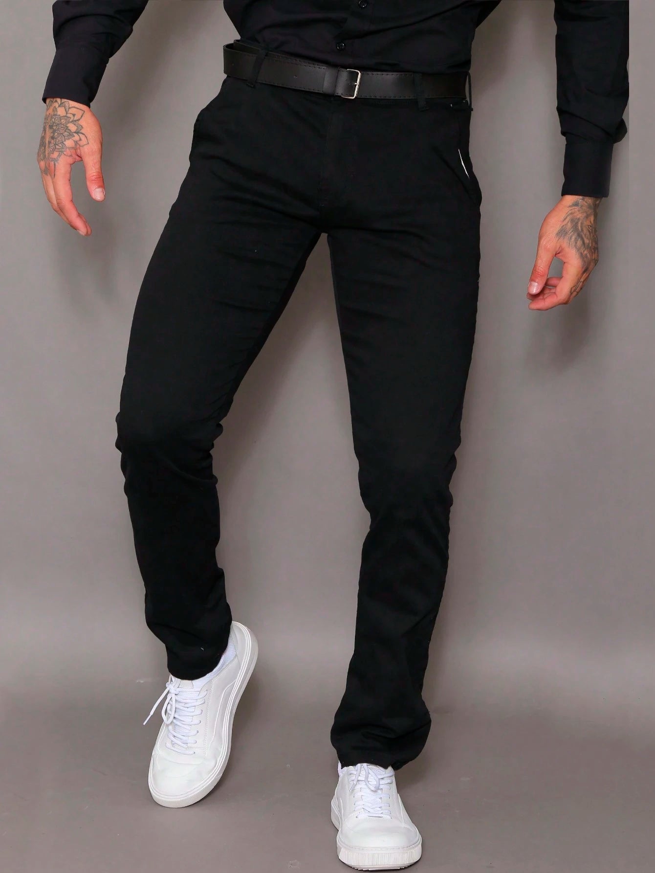 Calça Masculina em Sarja com Elastano Estilo Alfaiataria Esporte Fino Elegante com Bolsos Alta Durabilidade