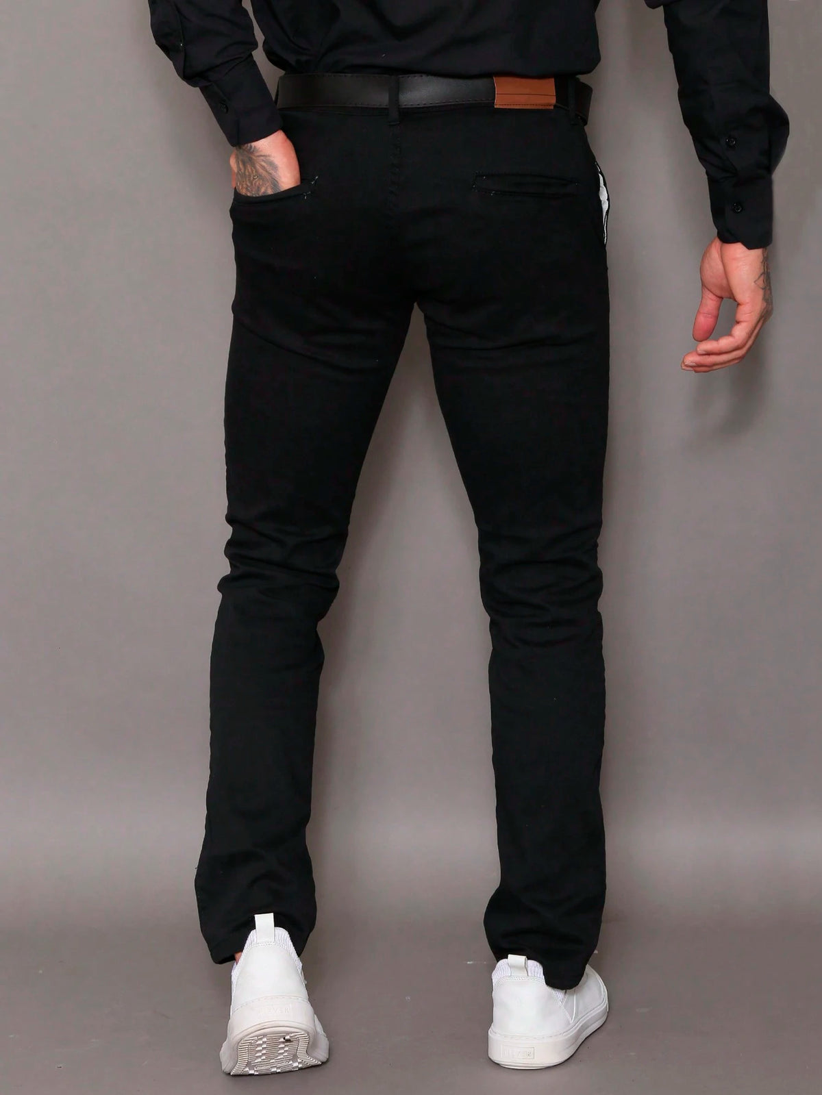 Calça Masculina em Sarja com Elastano Estilo Alfaiataria Esporte Fino Elegante com Bolsos Alta Durabilidade