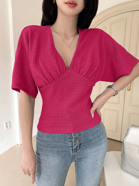 Dazy Designer Camiseta Texturizada com Decote em V e Pregas Feminina de Verão