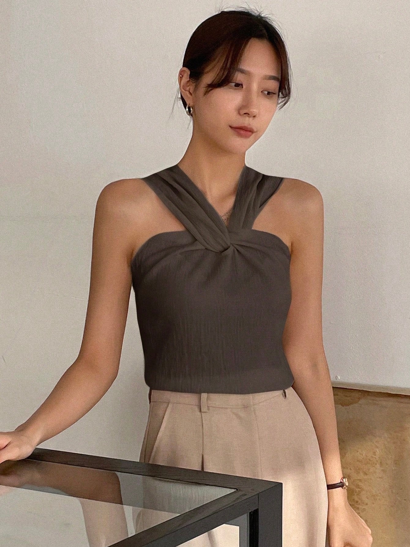 DAZY Regata de Cor Sólida com Textura Torcida, Ajuste Slim, para Mulheres no Verão