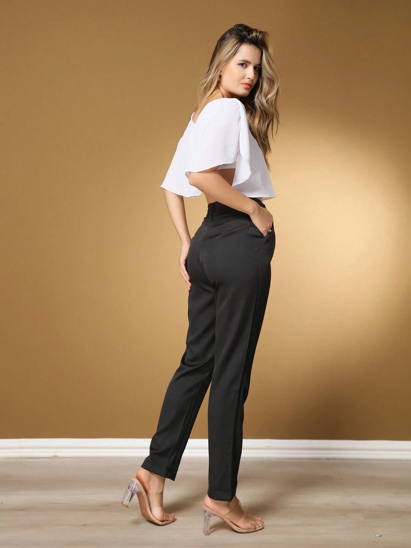 Calças femininas/calça alfaiataria/ calça básica / calça elegante/ calça skinny/ calça blogueira/calça da moda