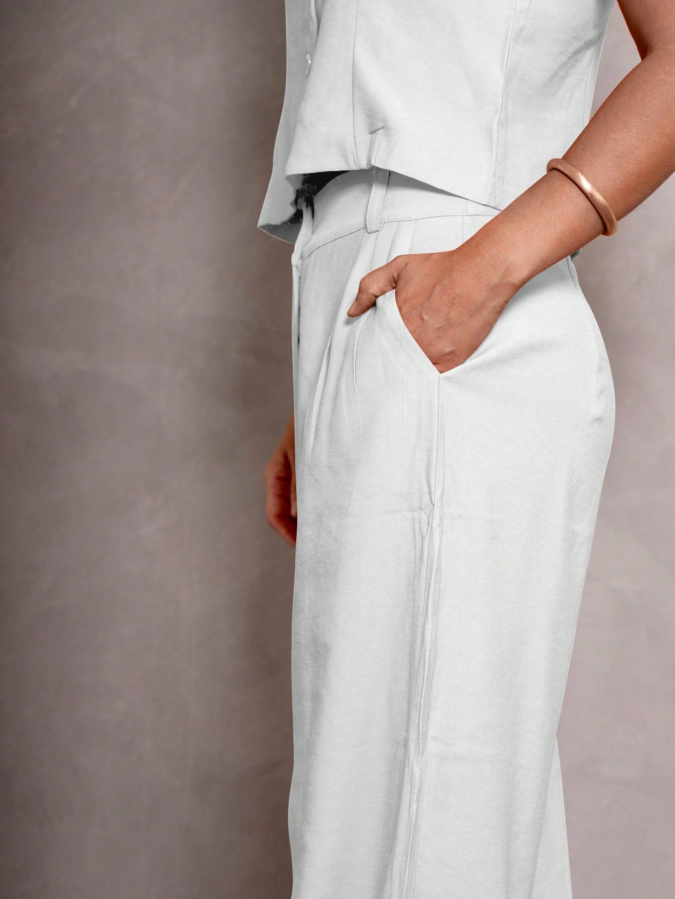 SHEIN EMILI CONJUNTO PORFISSINAIS COLETE E CALCA ALFAIATARIA