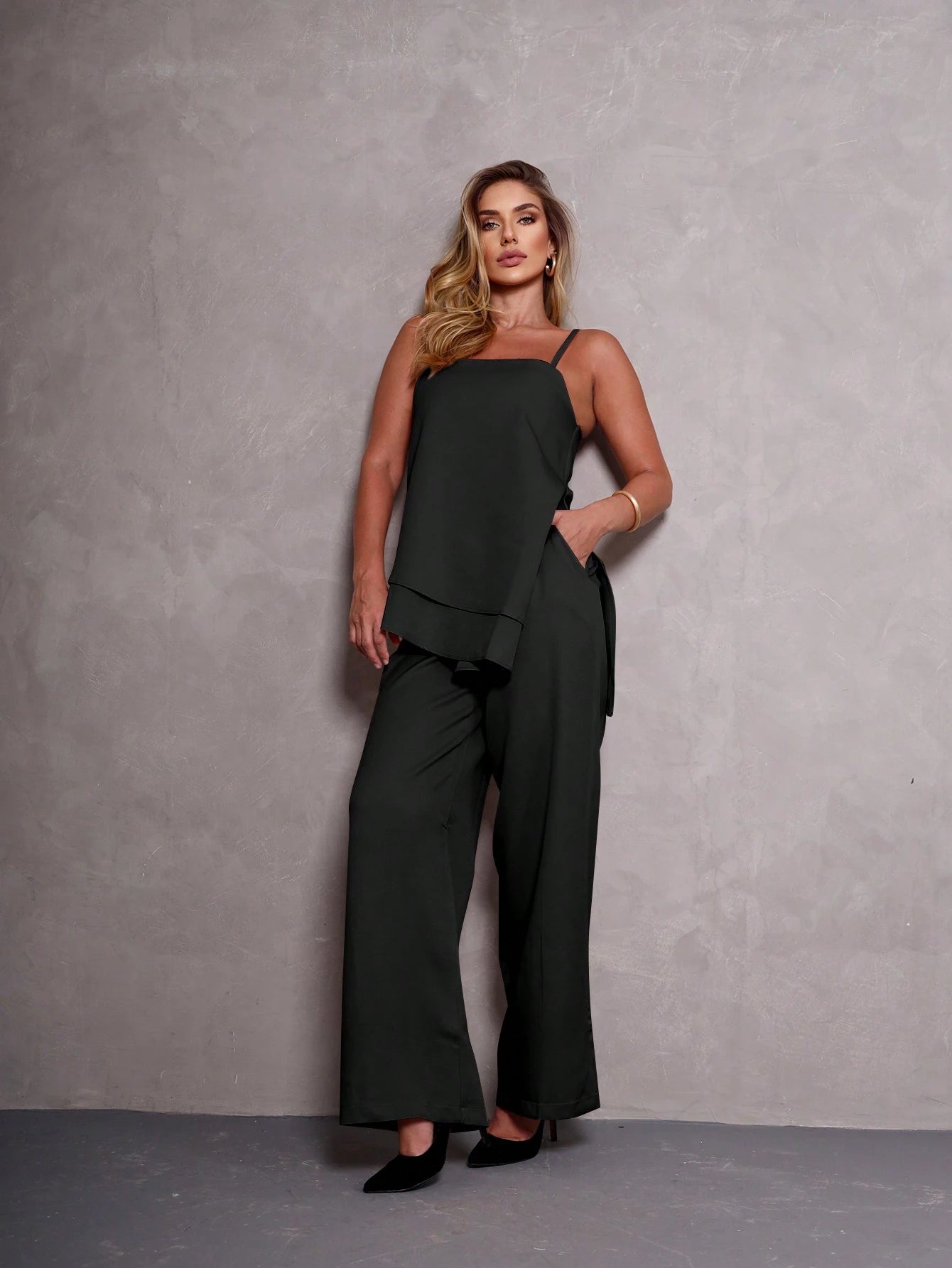 SHEIN ALIKA CONJUNTO