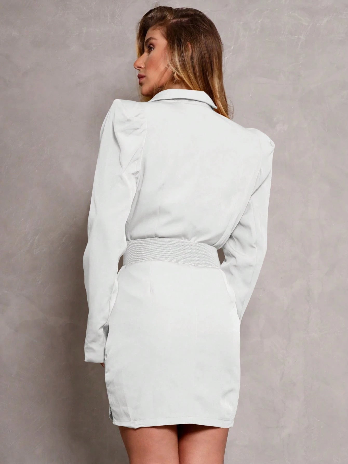 SHEIN ALIKA EMILI Vestido Blazer Manga Bufante Traspassado Com Cinto