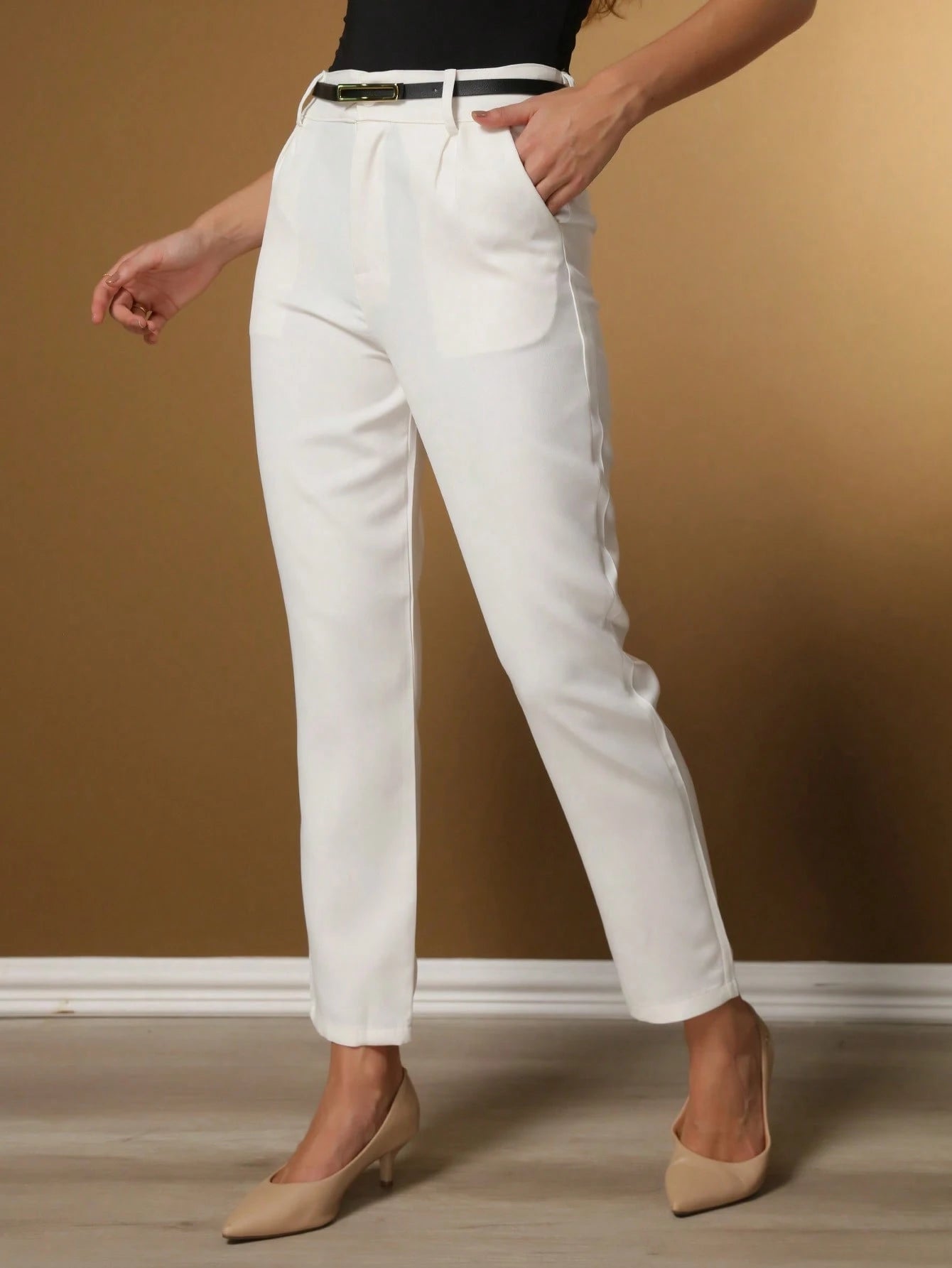 Calças femininas alfaiataria básica com cinto preto