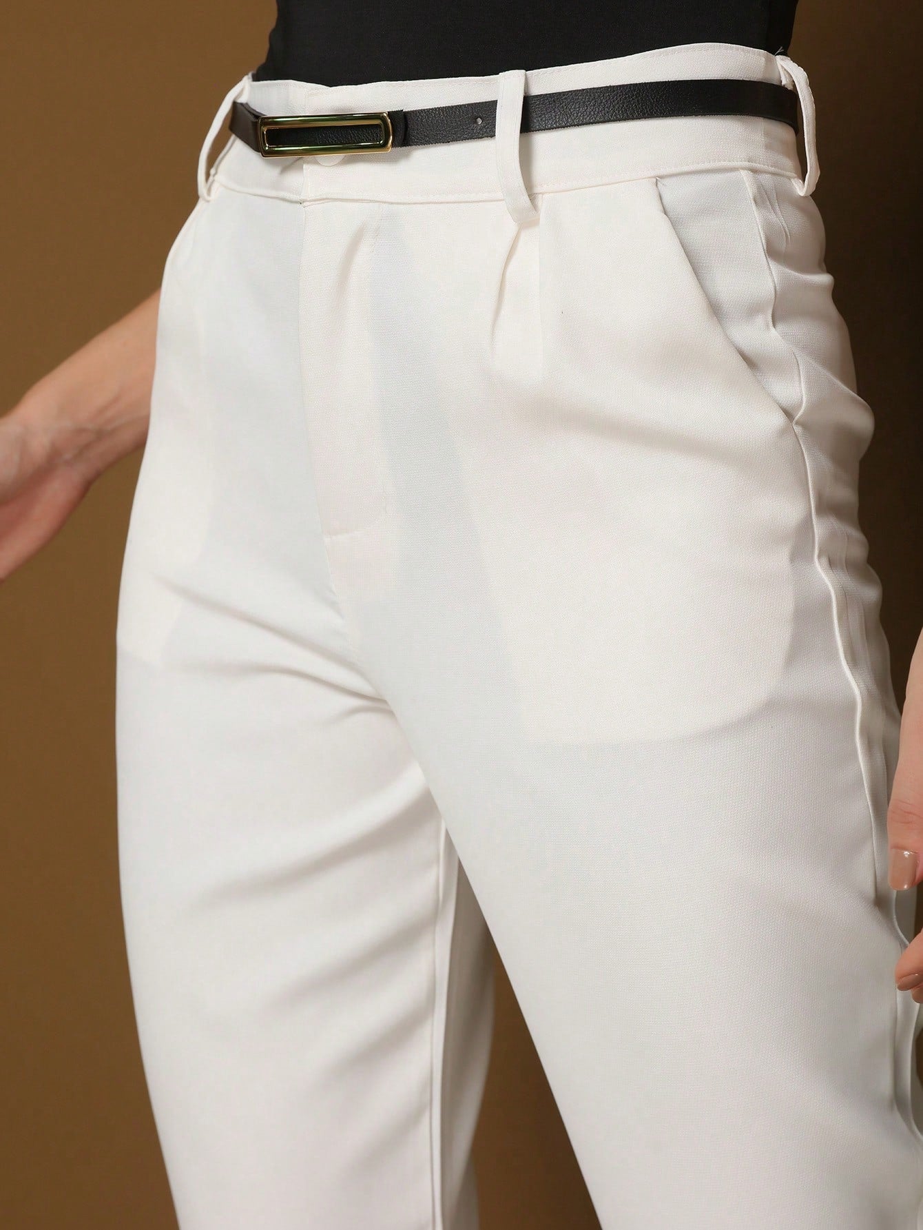 Calças femininas alfaiataria básica com cinto preto