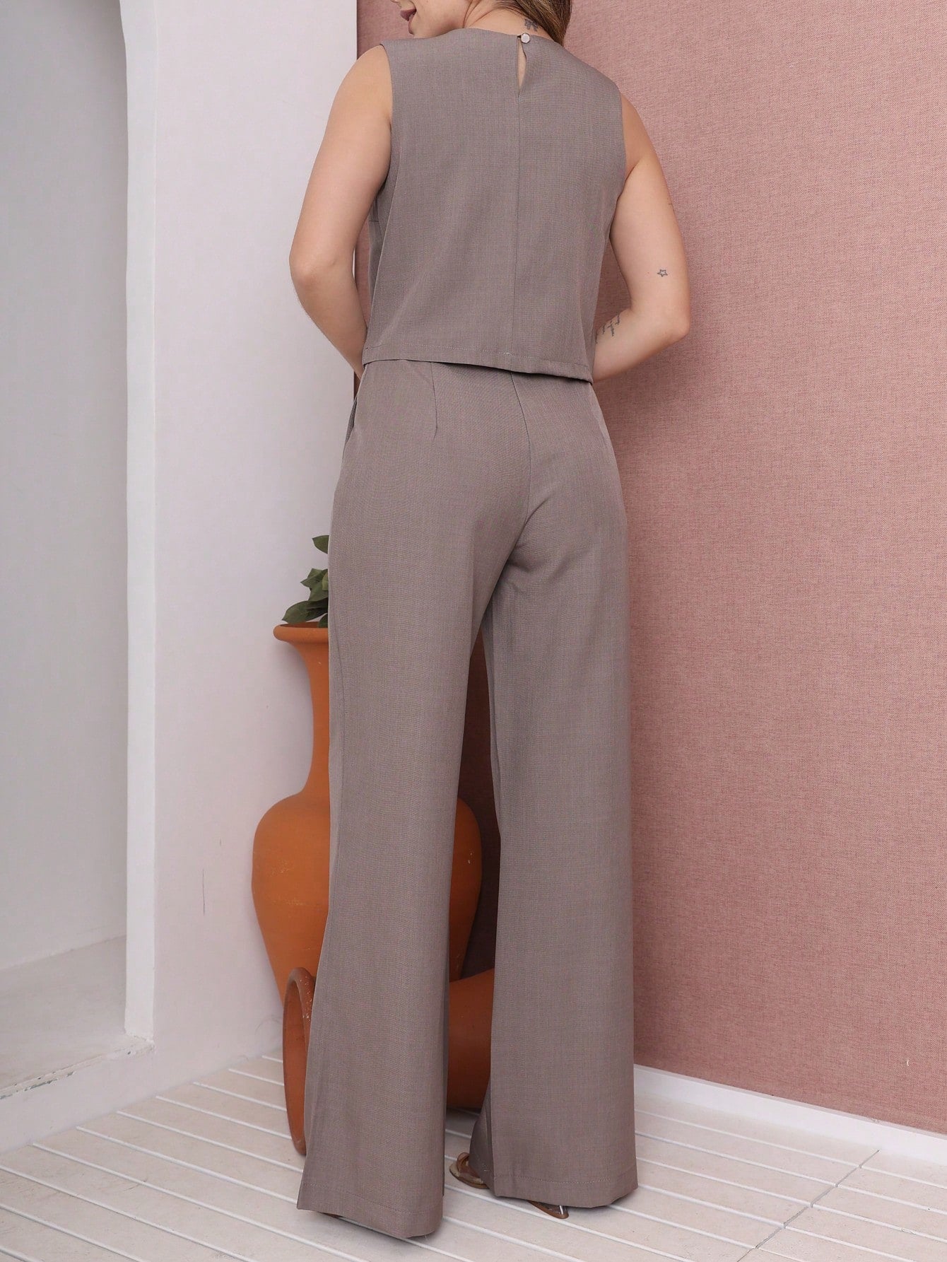 Vendedor Indicado
conjunto alfaiataria calça/blusa