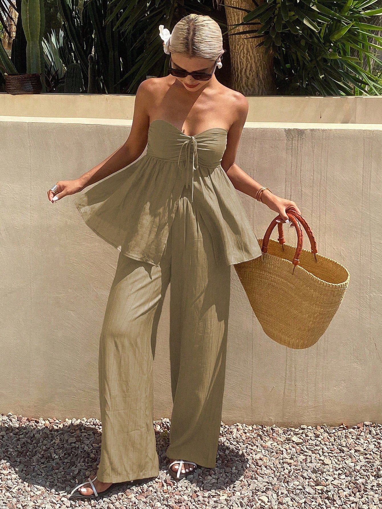 Livesso Conjunto de 2 peças Estilo Férias de Verão para Mulheres, Top Tubinho Franzido no Busto e Calça Perna Larga, Cor Sólida com Cordão