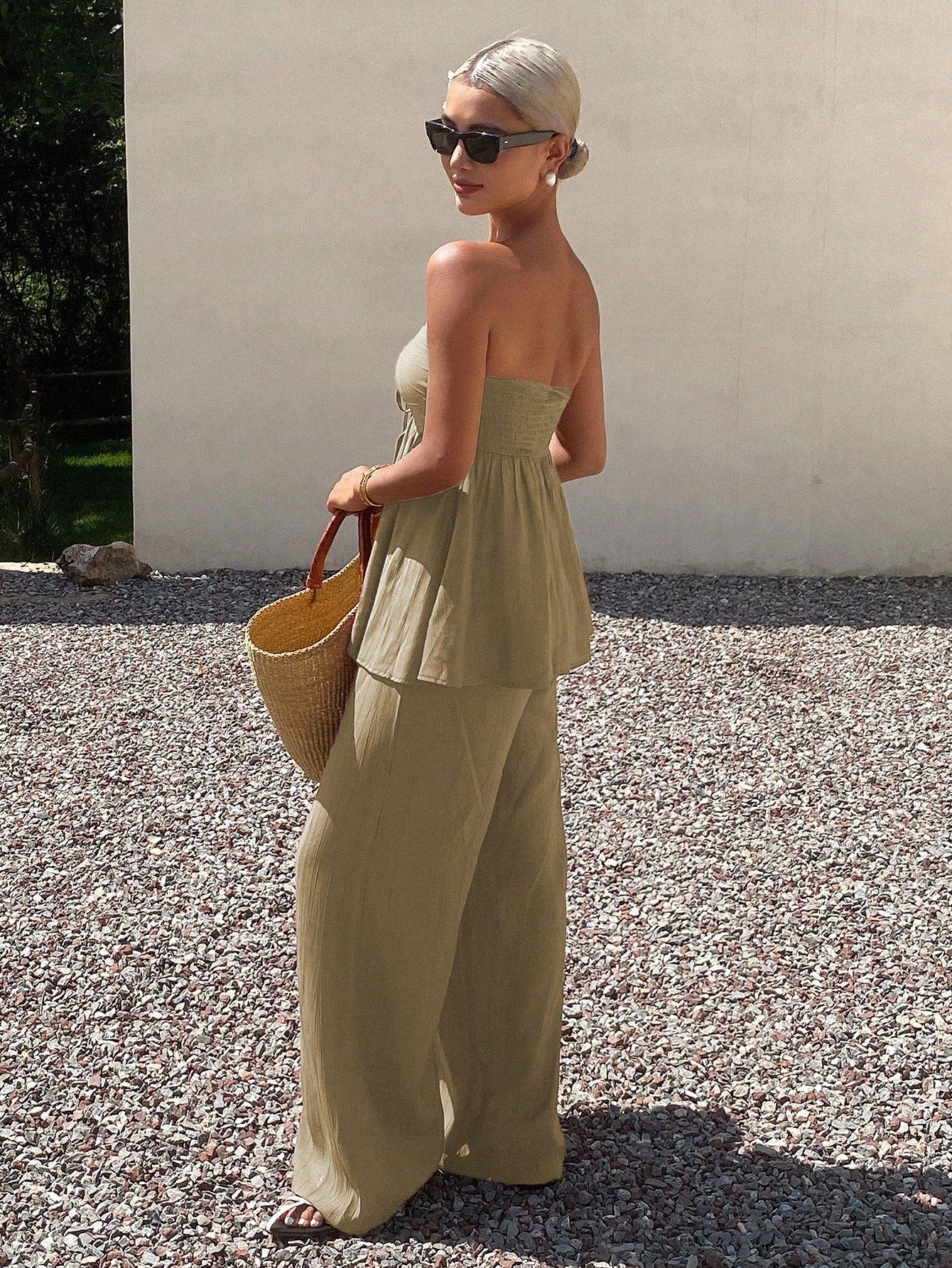 Livesso Conjunto de 2 peças Estilo Férias de Verão para Mulheres, Top Tubinho Franzido no Busto e Calça Perna Larga, Cor Sólida com Cordão