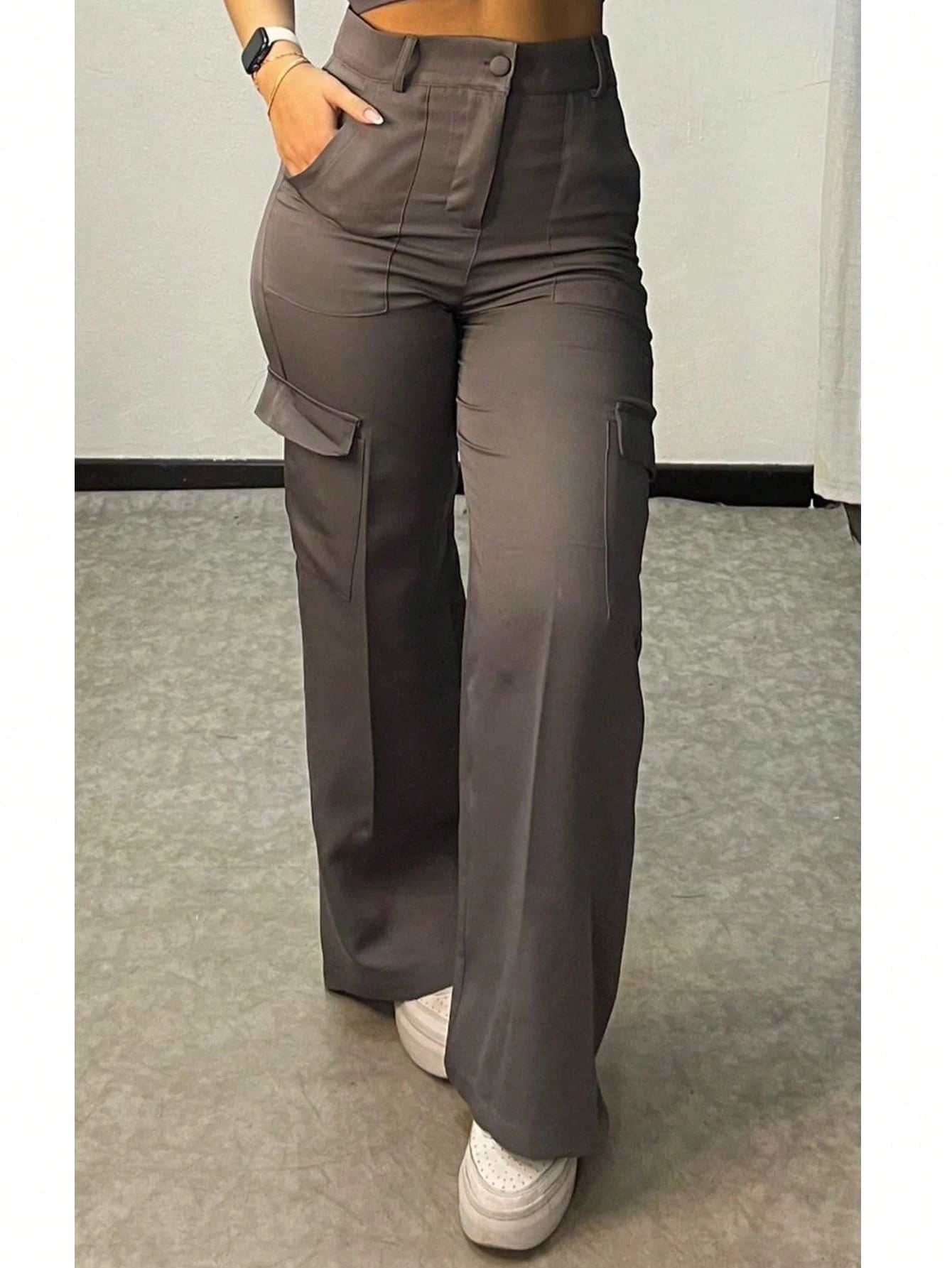 CALÇA ALFAIATARIA CARGO/ CALÇA CARGO/ CARGO PANTS/ CALÇA DESPONJADA/ MODA BLOGUEIRA/ CALÇAS 2025/ CALÇA COM BOLSO