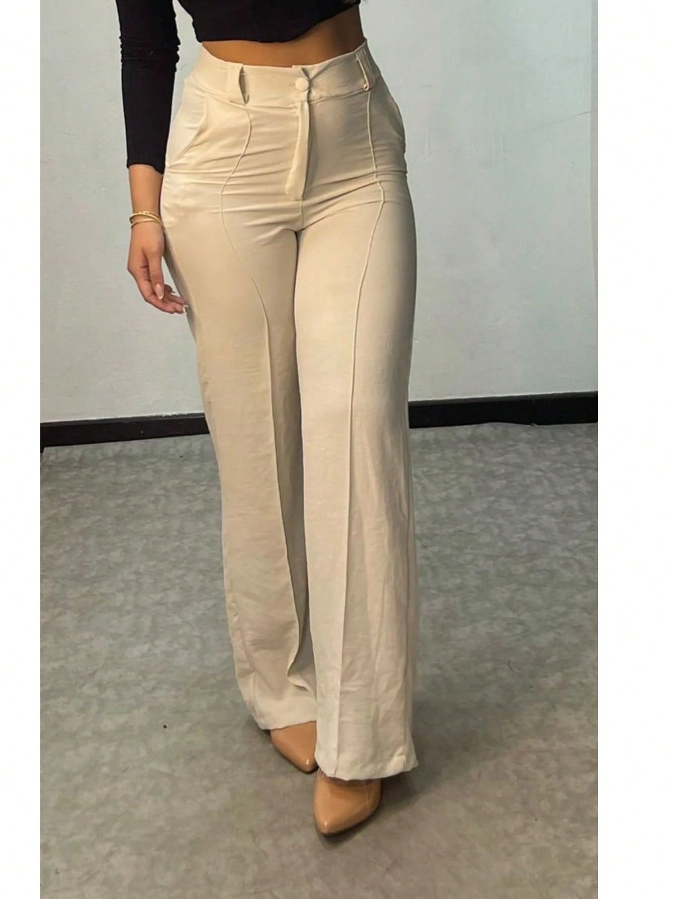 CALÇA PANTALONA NO TECIDO DUNA