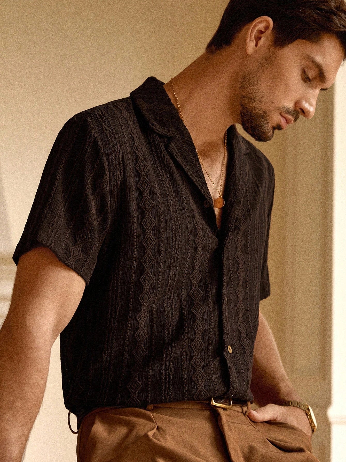 HIMLAND Camisa Casual Masculina de Cor Sólida e Textura, Old Money