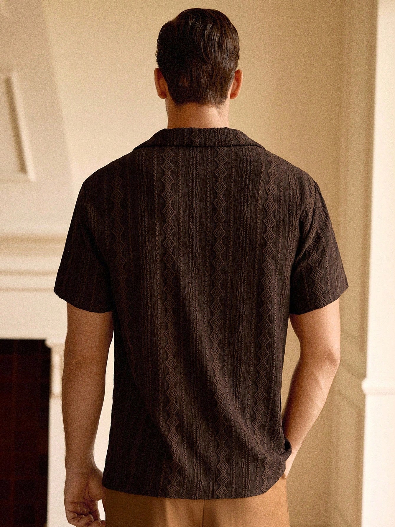 HIMLAND Camisa Casual Masculina de Cor Sólida e Textura, Old Money