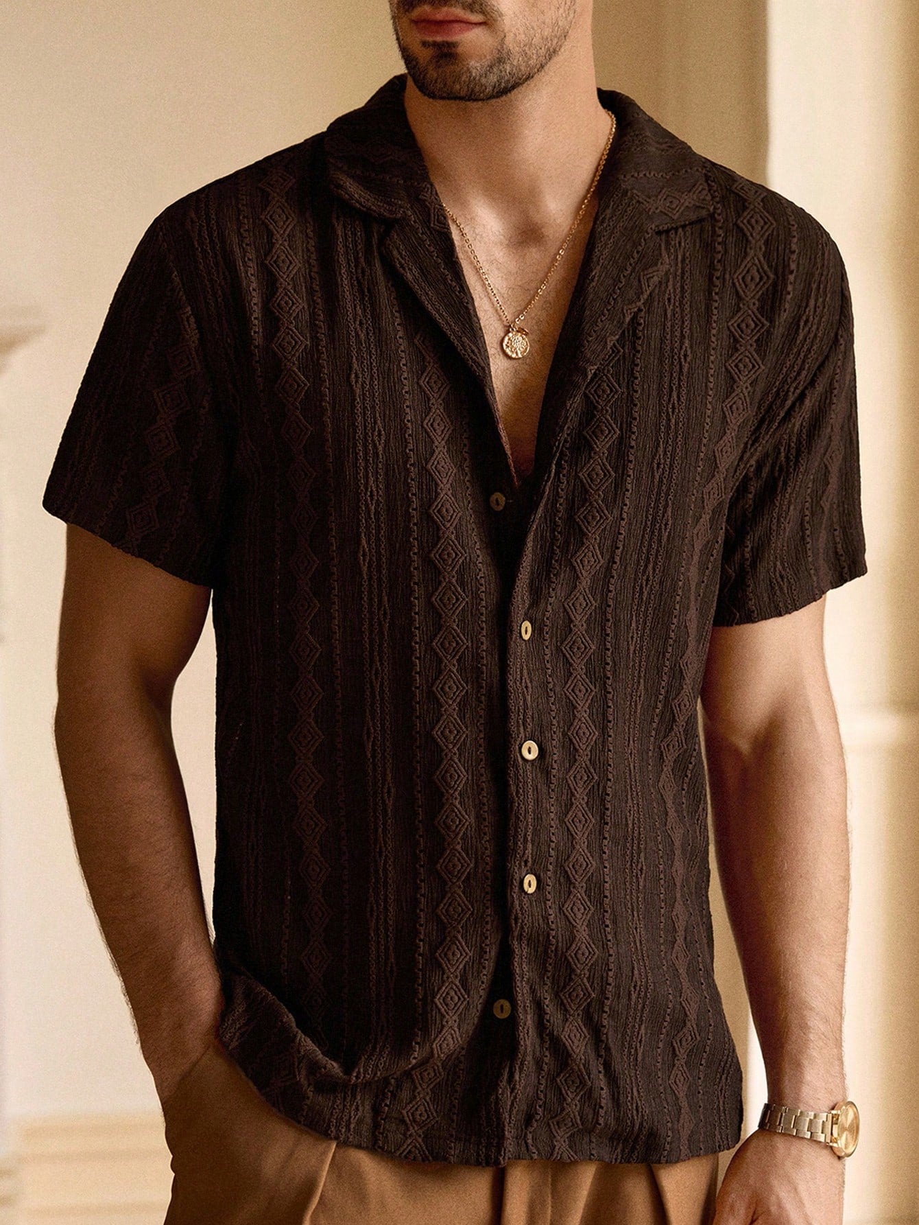 HIMLAND Camisa Casual Masculina de Cor Sólida e Textura, Old Money