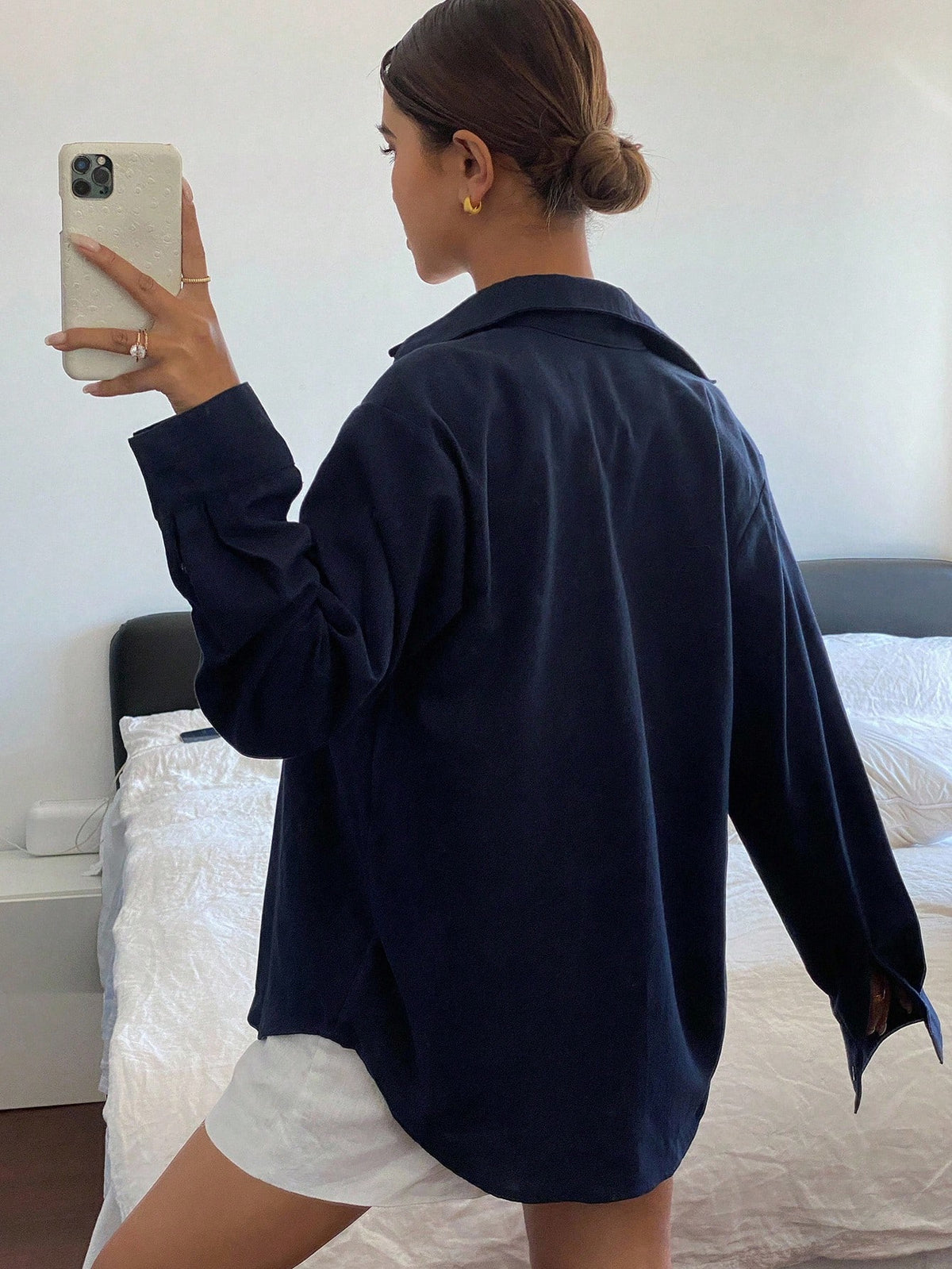 Livesso Camisa Feminina de Cor Sólida, Casual e Versátil, de Manga Longa, Gola e Bolso, Tops para Primavera/Verão e Outono